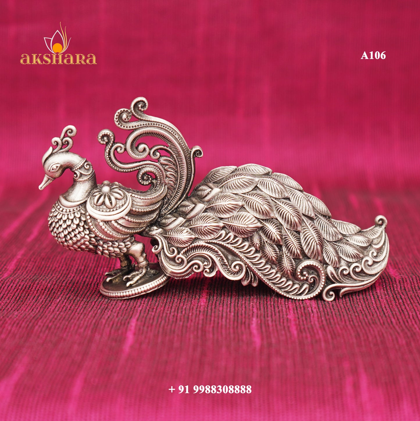 Special Peacock 3D Idol