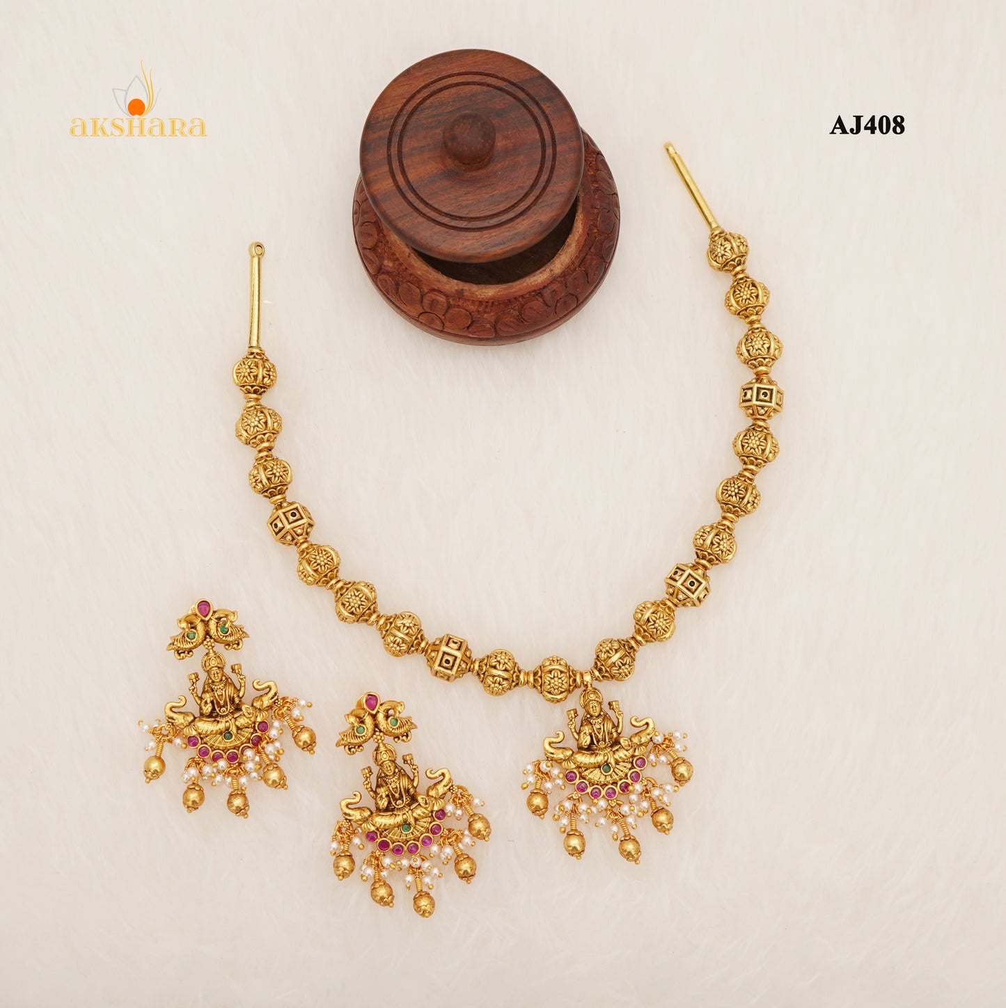 Jigini Necklace