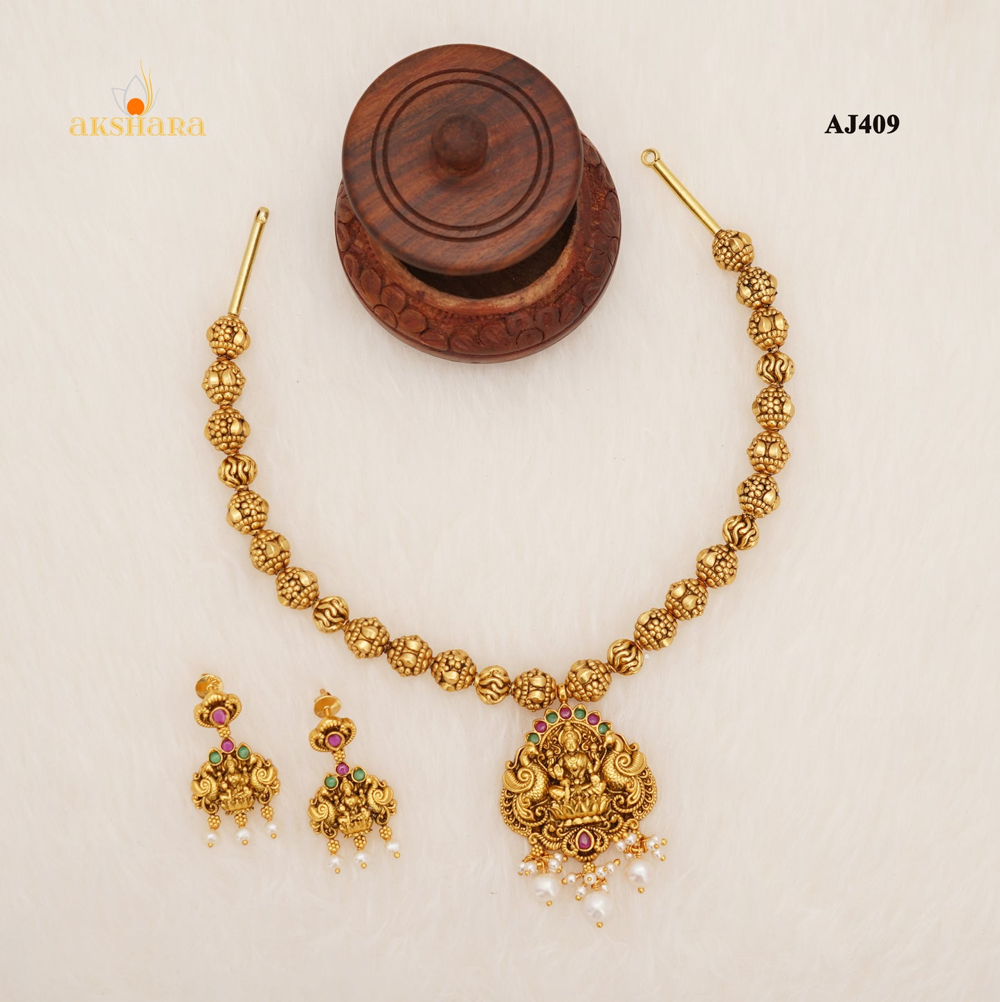 Jigini Necklace