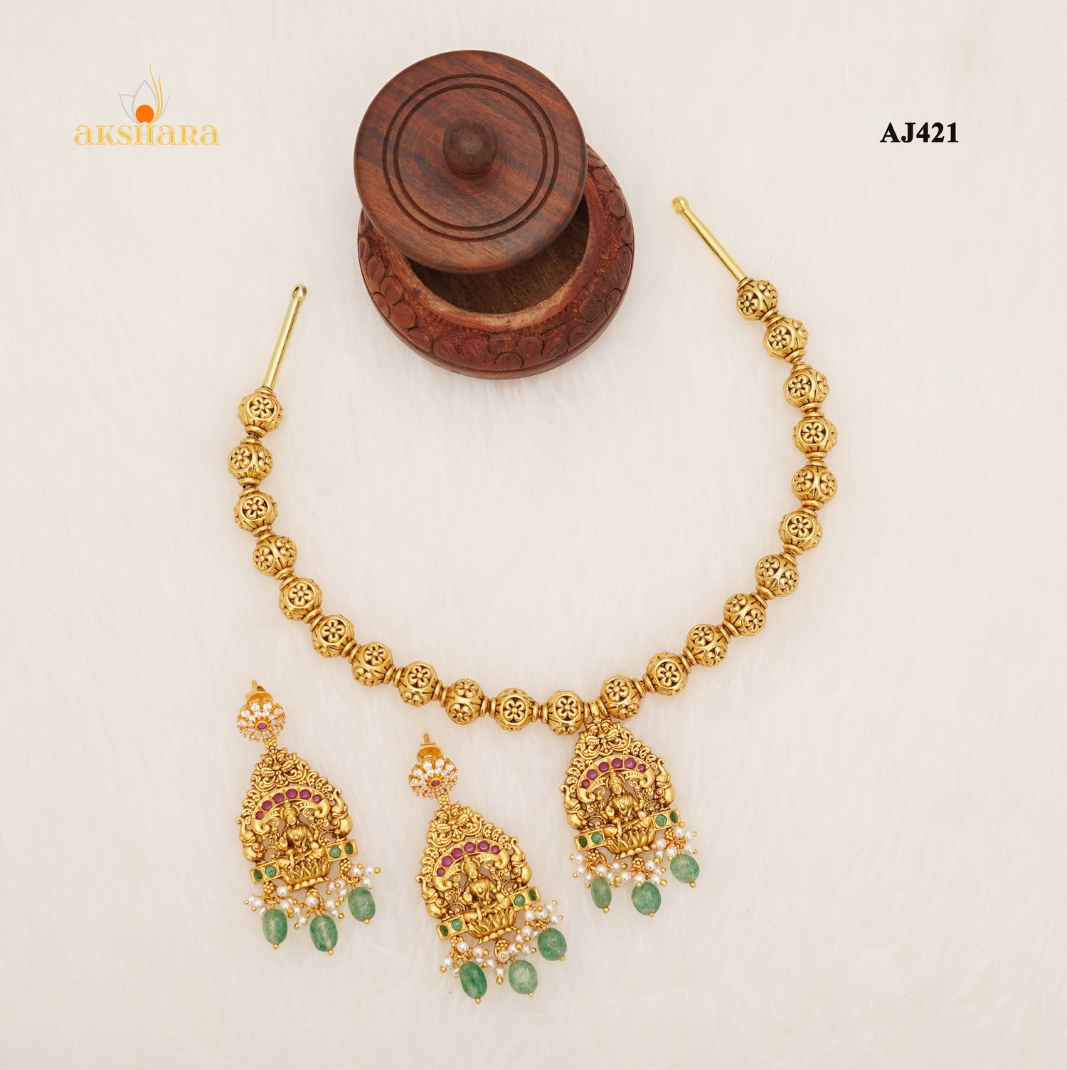 JIGINI NECKLACE COLLECTION